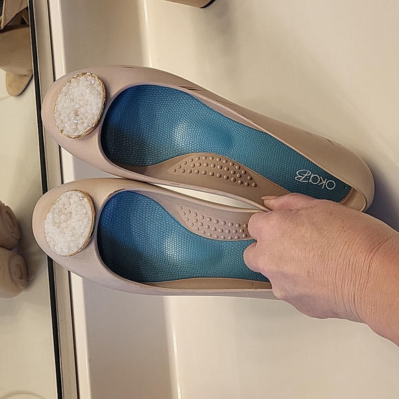 OKAB Izzie Matte Ballet Flats With Oval Stone Shoe Size 9 - Picture 10 of 12